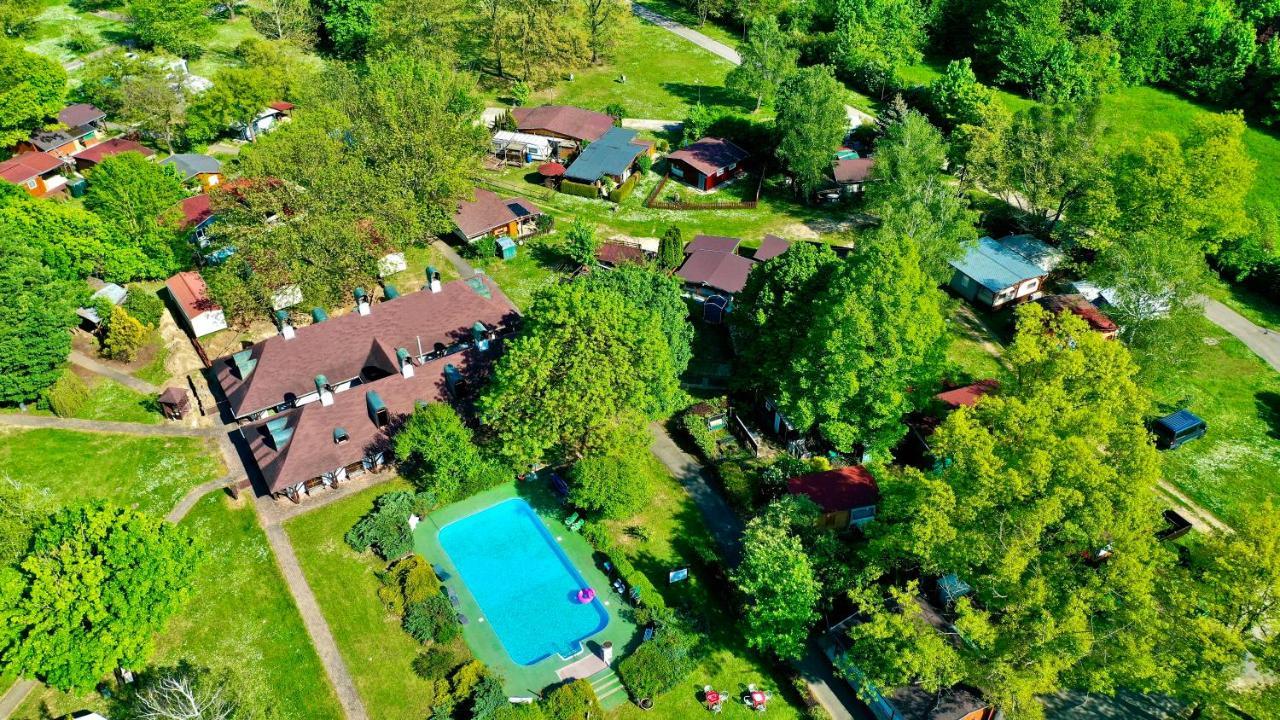 Romantik Camping Es Panzio Бік Екстер'єр фото